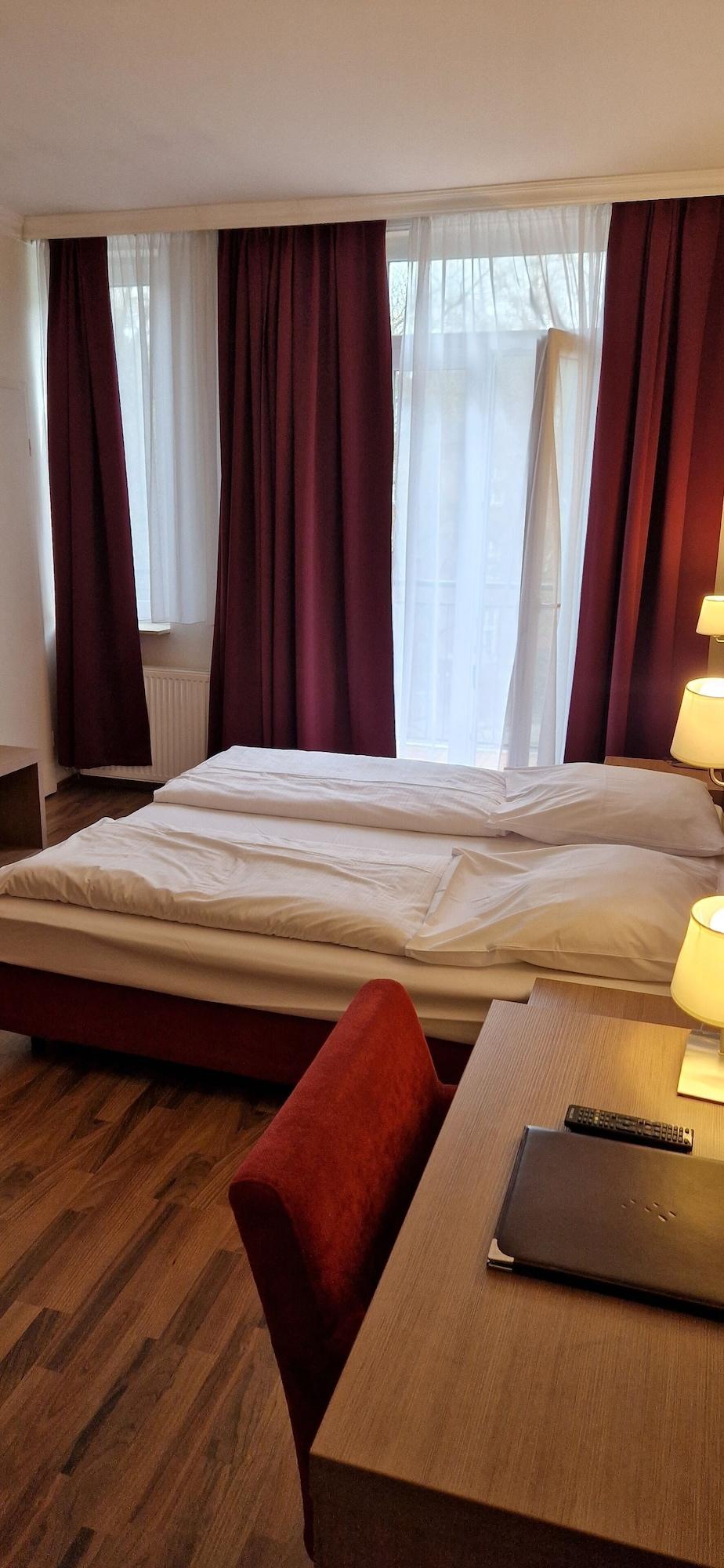 Hotel Marienthal Garni Hamburg-Harburg Exteriör bild